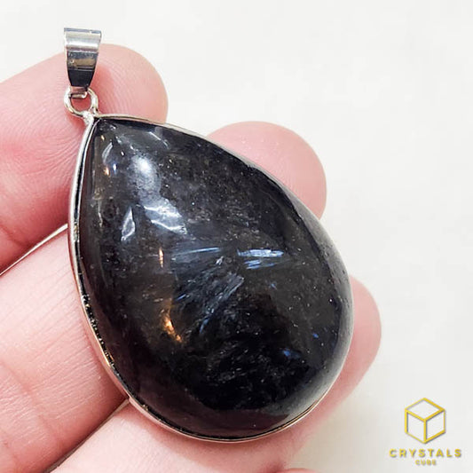 Arfvedsonite Pendant