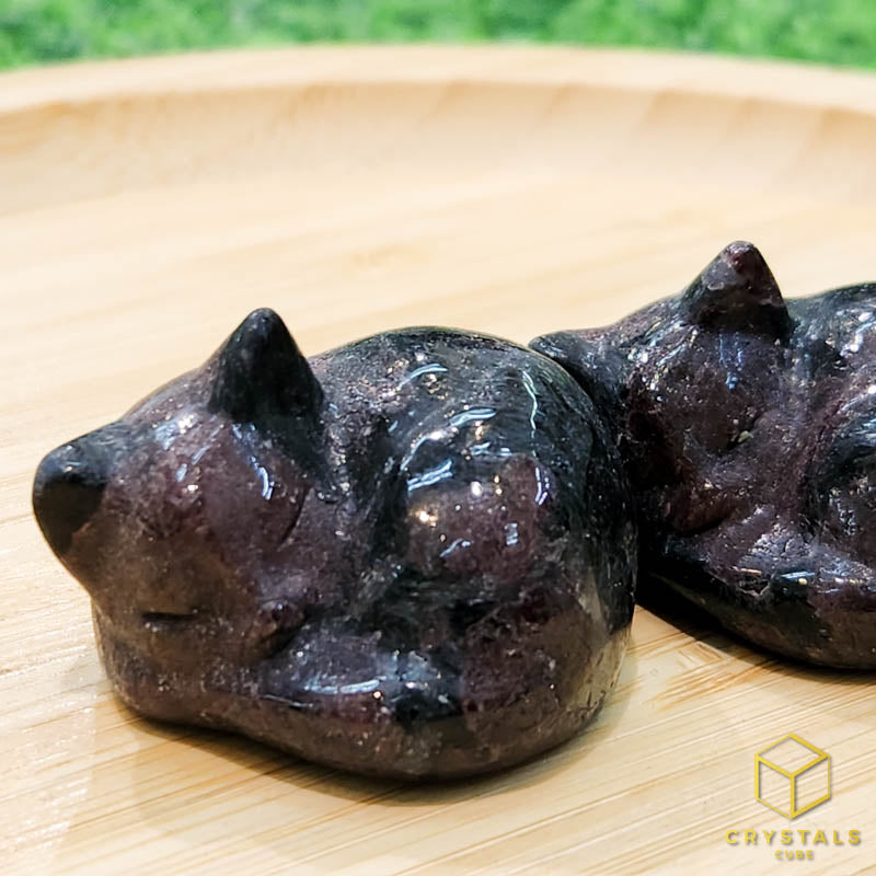 Crystal Sleeping Cat - Labradorite, Sodalite, Rose Quartz, Green Aventurine, Que Sera, Mahogany Obsidian, Black Obsidian & Arfvedsonite Garnet