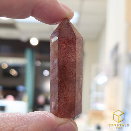 Strawberry Quartz Point -5cm