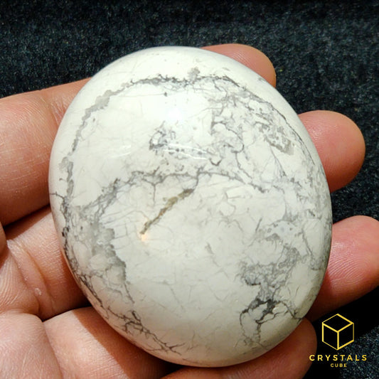 Howlite Palm Stone