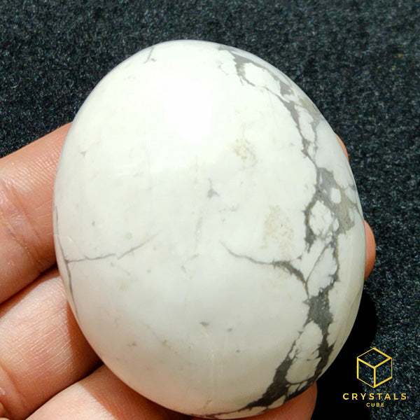Howlite Palm Stone