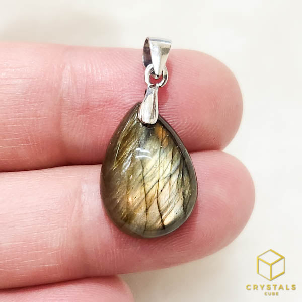 Labradorite*** Pendant