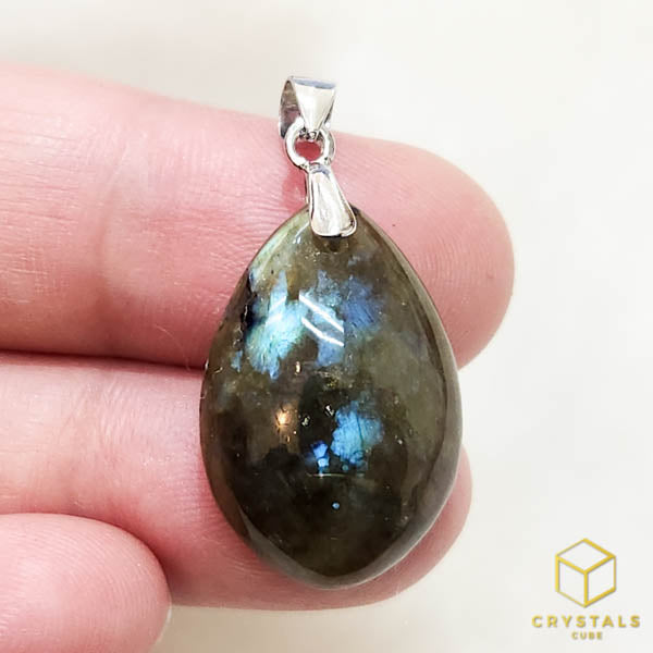 Labradorite*** Pendant