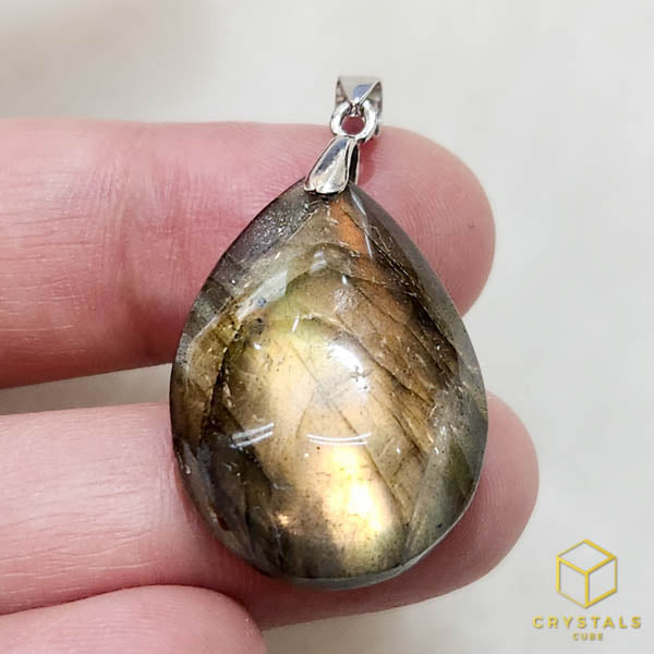 Labradorite*** Pendant