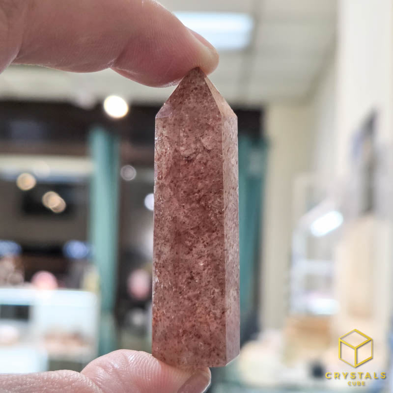Strawberry Quartz Point -5cm