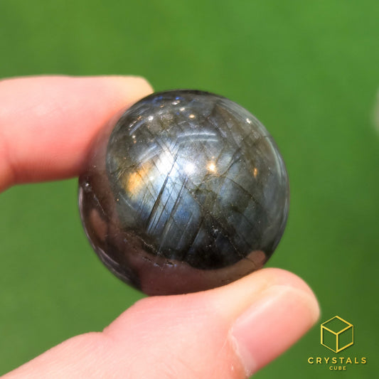 Labradorite Sphere - 3cm