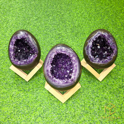 Amethyst Dinosaur Egg / Geode / Cave (Uruguay)