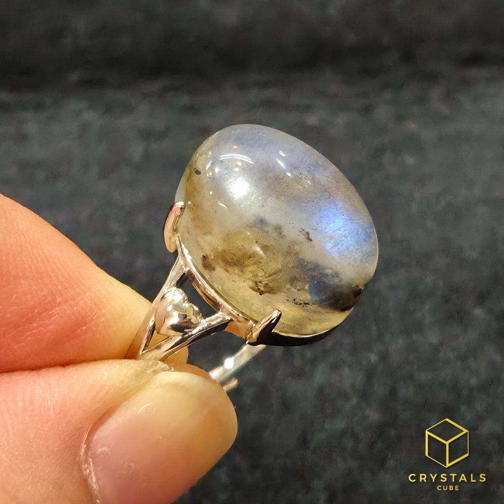 Labradorite Oval Ring