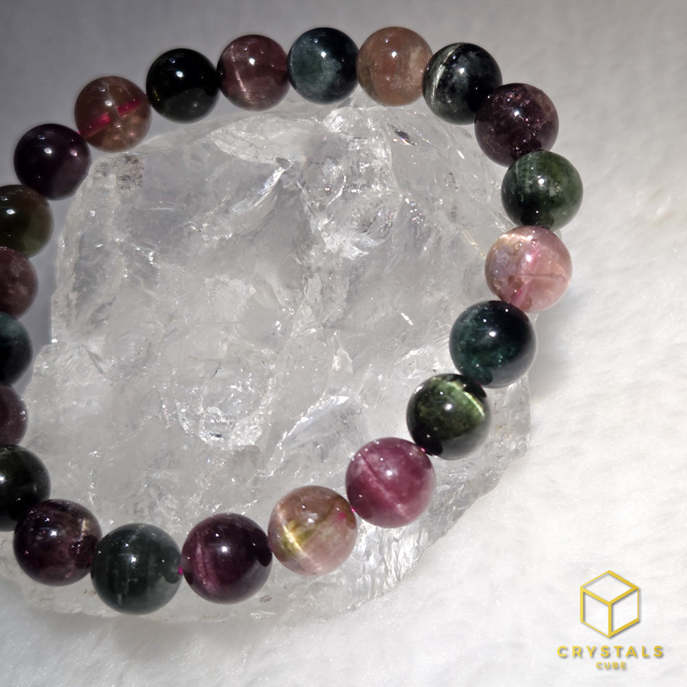 Tourmaline**** Bracelet with Cat's Eye Effect - 8+mm