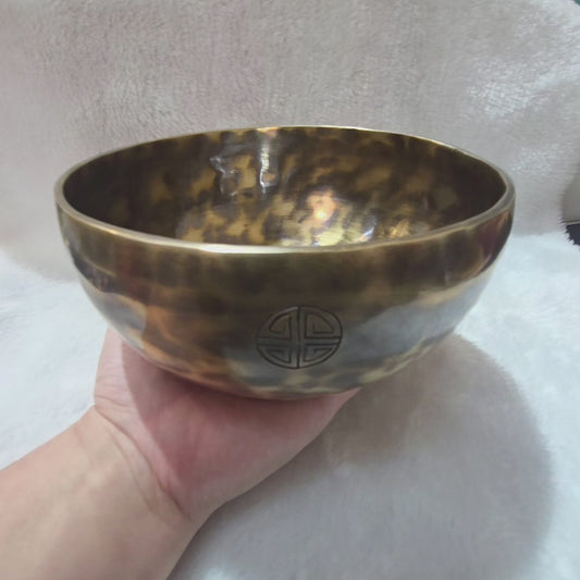 Tibetan Singing Bowl – Meditation & Sound Healing