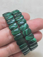 Load and play video in Gallery viewer, Malachite Elastic Bangle

