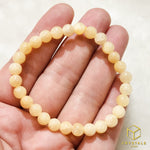 Load image into Gallery viewer, Yellow Jade Bracelet
