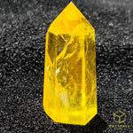 Load image into Gallery viewer, Sunshine Aura Quartz Point
