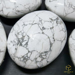 Load image into Gallery viewer, Howlite Palm Stone
