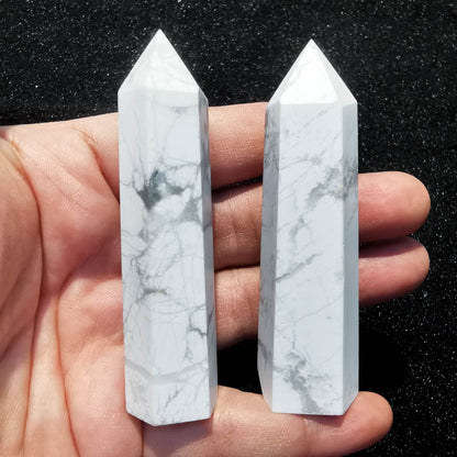 Howlite Point