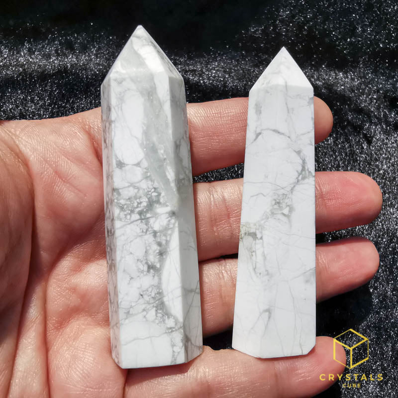 Howlite Point