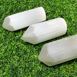 Selenite Point