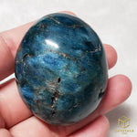 Load image into Gallery viewer, Apatite (Blue/Teal) Palm Stone
